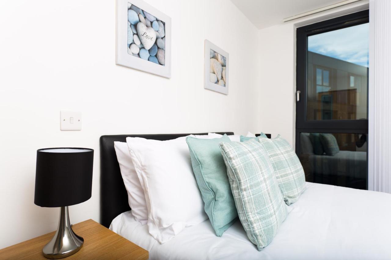Absolute Stays On Essex - Chinatown - Hippodrome - Alexandra Theatre - Bull Ring - The Rep - B'Ham Intl Airport - Free Wifi - Free Parking - Contractors - Corporates Birmingam Exterior foto
