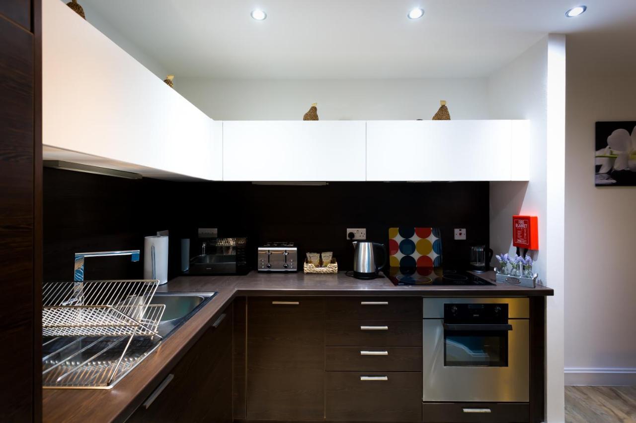 Absolute Stays On Essex - Chinatown - Hippodrome - Alexandra Theatre - Bull Ring - The Rep - B'Ham Intl Airport - Free Wifi - Free Parking - Contractors - Corporates Birmingam Exterior foto
